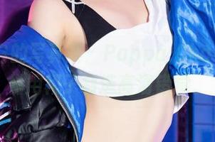 白裙不白的写真集:Poppa Chan教你怎样用裙子制造高清错觉。